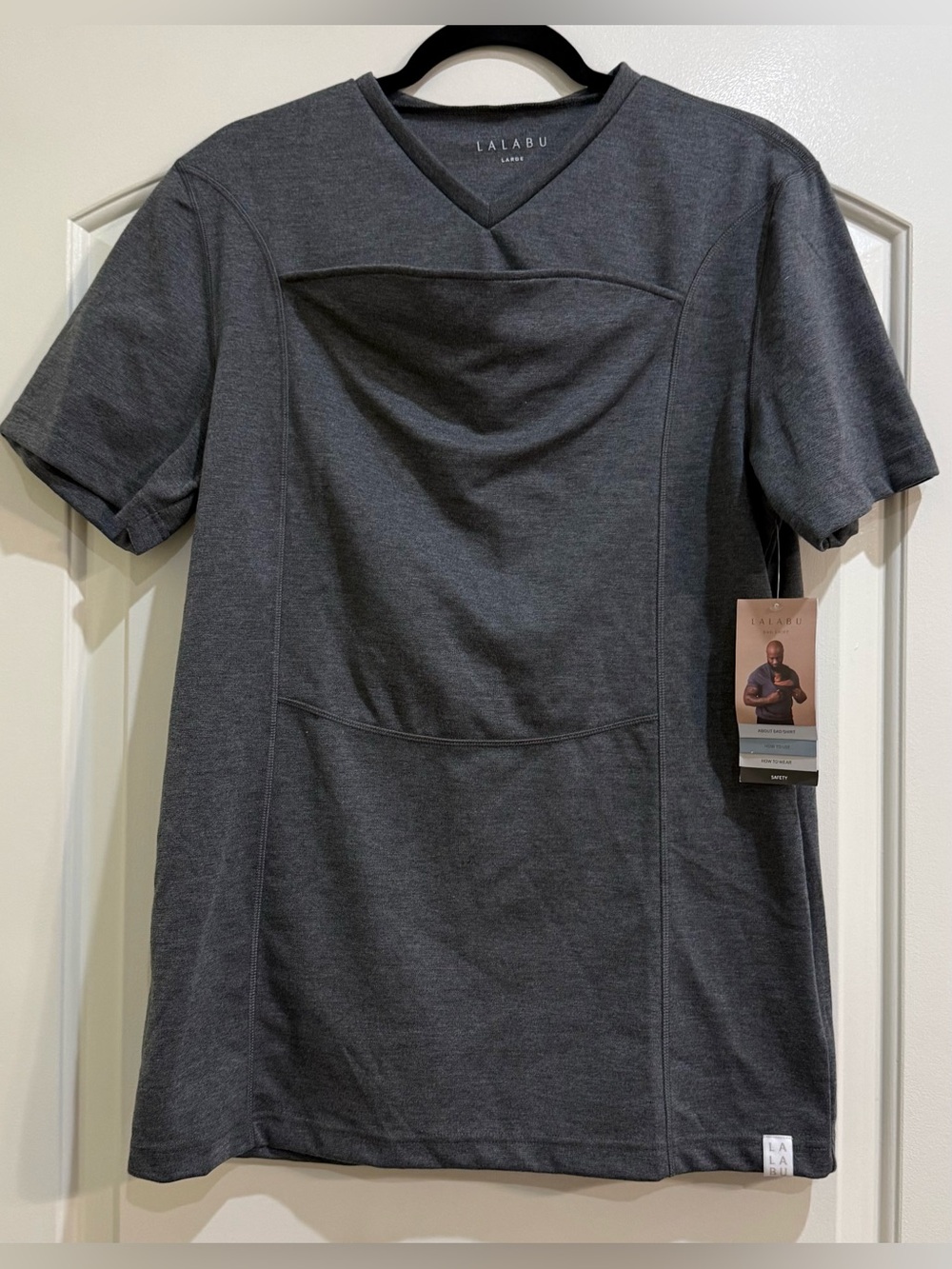 Lalabu Dad baby carrying pouch shirt. Size Large. NWT